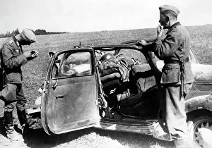 Correspondents: War correspondent having a break on the Eastern Front, 1941