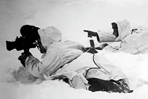 Correspondents: Two war correspondents filming, 1942