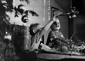 Upbringing: War toys under the Christmas tree