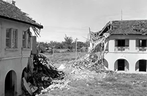 Vinh: War in Vietnam, 1965