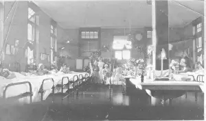 Britain British Nurse Nurses Medicine: Ward with nurses, patients