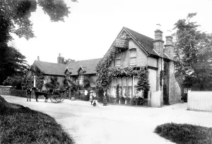 Whyte: Warlingham, Ye Olde Whyte Lion 1904
