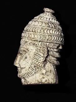 Attica: Warrior head. Mycenaean art