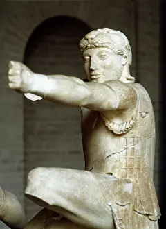 Aigina: Warrior with helmet