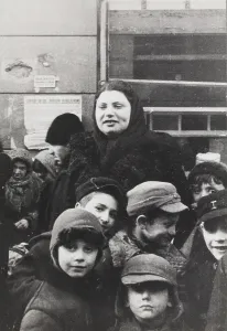 Shoa: Warsaw Ghetto