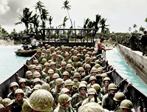 Hartl: Warships in Colour