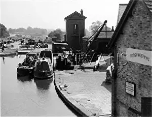 WARWICK & NAPTON CANAL