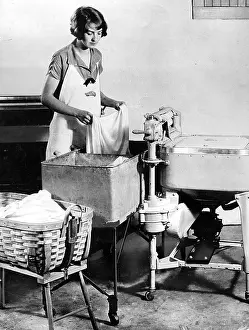 Washes: Washing Machine, 1936