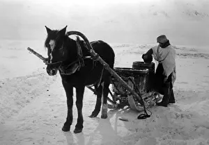Fill: Water fetcher on the Lowat, 1942