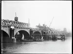 Prickett: Waterloo Bridge, Lambeth, Lambeth, London