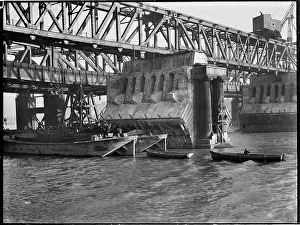 Prickett: Waterloo Bridge, Lambeth, Lambeth, London