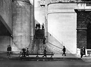 Barnaby: WATERLOO BRIDGE STEPS