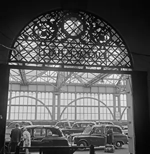 Traceried: Waterloo Station, London