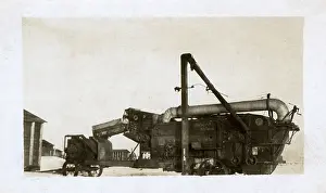 Horsepower: Waverley threshing machine, USA