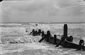 Shoreline: Waves at Mundesley