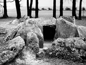 Wayland: WAYLAND SMITH'S CAVE