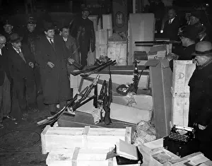 Garage: Weapons discovery in Paris, 1937
