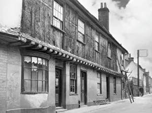 Hadleigh: WEATHERBOARD COTTAGES