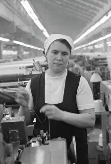 Lidia: Weaver Lidia Boldyreva