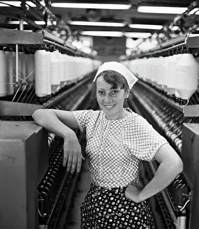 Spinner: Weaving factory