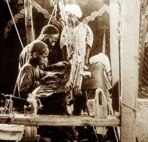 Shawls: Weaving shawls on a hand loom, Kashmir
