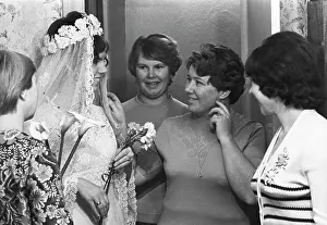 Devices: The wedding ceremony