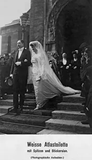 Satin: Wedding couple, 1910