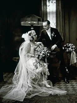 Newlywed: Wedding Couple