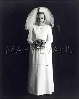 Modestly: WEDDING DRESS 1960S