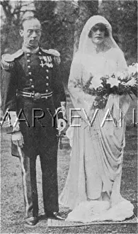 Lanarkshire: Wedding of Lieut-Commander E. Hastings and Grisell Cochrane-