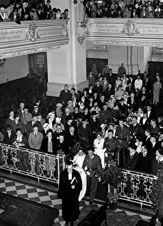 Pastor: Wedding of the Luise Brides in the garrison