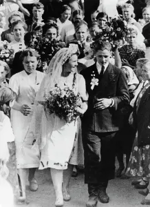 Believers: Wedding in the occupied Russia, 1940s