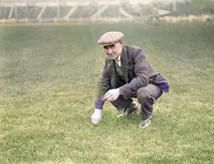 Crouches: WEEDING A RACE TRACK