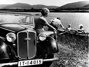 Kayak: Weekend gateway with car and folding kayak, 1936