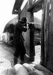 Enemies: Wehrmacht fighting partisans, 1942