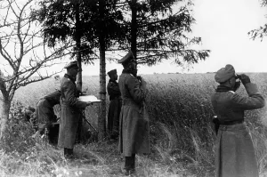 Binoculars: Wehrmacht general on an artillery command post, 1941