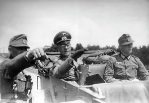 Staves: Wehrmacht general at a mobile command post