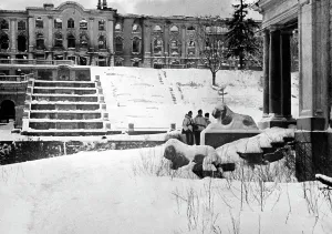 Frontline: Wehrmacht in the Peterhof, 1942