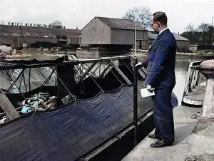 WEIGHING BARGE LOAD