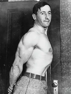 Lifter: The weightlifter Charles Pendola - About