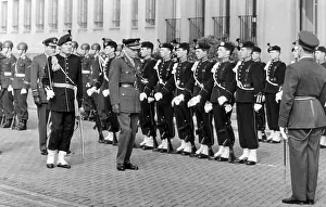 Salutation: Welcoming of new NATO commander, General Stirling