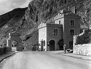 Gatehouses: WELSH LODGE GATE