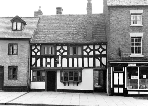 Welshpool: Welshpool, the Mermaid Inn c1955