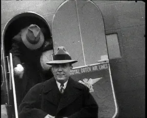 Wendell: Wendell Willkie Exiting a Transport Plane