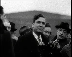 Wendell: Wendell Willkie Talking to the Camera
