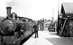 Wensley: Wensley Railway Station 1940s