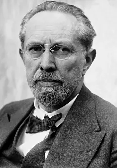 Sociologist: Werner Sombart, 1933