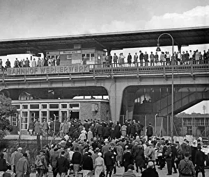 Mobility: Wernerwerk station in Berlin, 1930
