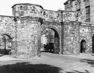 Gatehouses: WEST PORT, ST. ANDREW'S