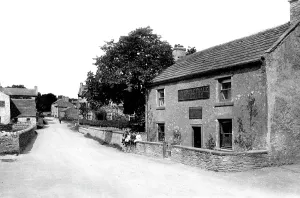 Heifer: West Witton, Heifer Inn 1911